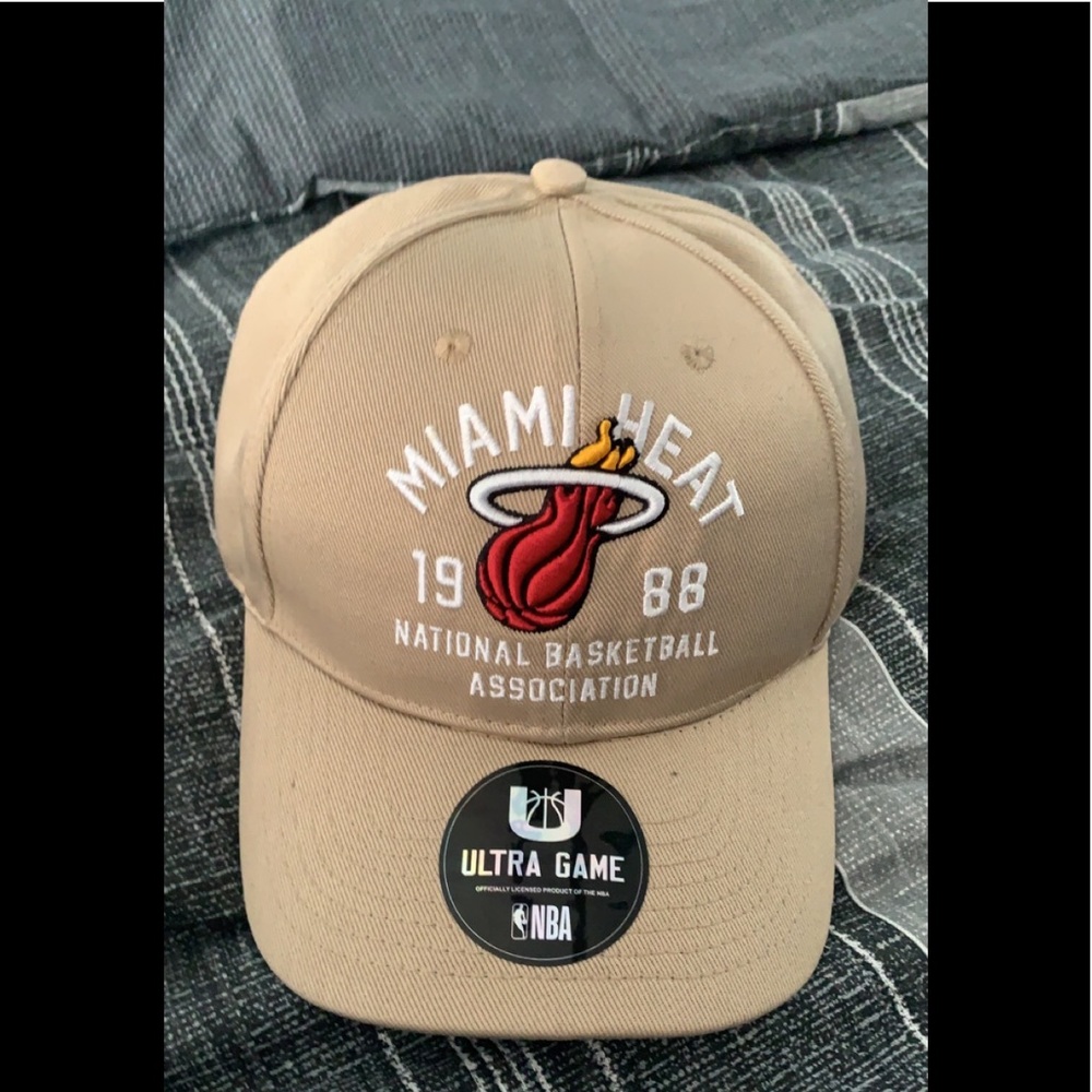 Miami heat hat